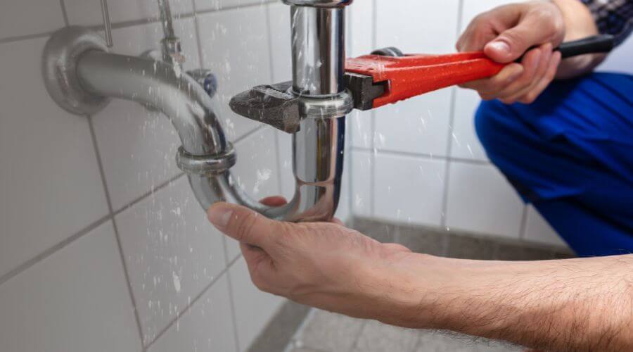 Professional expert plumbing services in Leivasy, WV